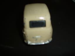 CORGI HILLMAN HUSKY ESTATE - 206