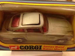 Corgi James Bond 270 Aston Martin DB5 1977 excellent condition