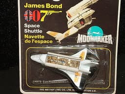 CORGI JUNIOR MODELS DIECAST TOYS ORIGINAL CARD BOND 007 MOONRAKER SPACE SHUTTLE