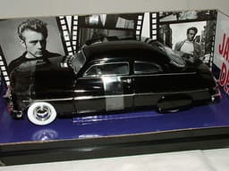 ERTL DIECAST AMERICAN MUSCLE VINTAGE 1949 JAMES DEAN MERCURY COUPE  1:18 BOXED