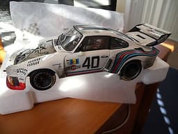 EXOTO PORSCHE 935 MARTINI RACE WORN NO 40 1/18 LE MANS MINT 1976 VERY RARE 18105