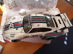 EXOTO PORSCHE 935 MARTINI RACE WORN NO 40 1/18 LE MANS MINT 1976 VERY RARE 18105