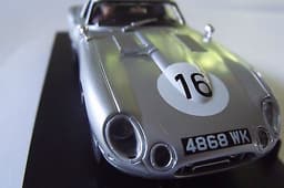 JAGUAR E TYPE LE MANS 1964 1/32 SLOT CAR FROM MONOGRAM - REVELL