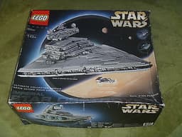 LEGO STAR WARS 10030 ULTIMATE COLLECTOR SERIES IMPERIAL STAR DESTROYER 2002