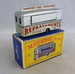Lesney Matchbox Toys MB74a Mobile Canteen Silver BLACK WHEELS
