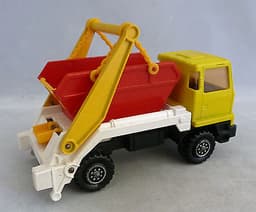 Matchbox SuperKings K-28 Bedford Skip Lorry PRE PRODUCTION