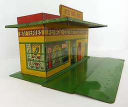 PRE WAR DINKY TOYS TINPLATE PETROL STATION No 48 ( GOOD CONDITION