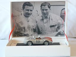 Revell Monogram 08389 Porsche 550 Spyder Ltd Ed. M&B Scalextric 1/32 slot car