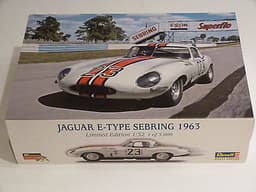 Revell Monogram 08394 Jaguar E Type 1963 Ltd Ed. M&B Scalextric 1/32 slot car
