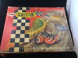 Very rare vintage collectible Scalextric model motor cycle racing (RUG33IC)