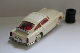 Vintage Scalextric James Bond white Aston martin