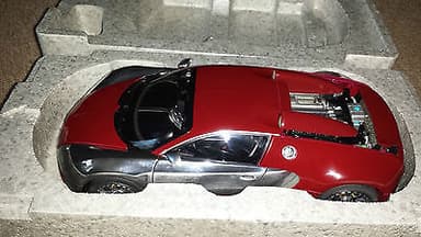 1/18 Autoart Bugatti Veyron Centenaire RED New RELEASE Bugatti Veyron 16.4 Italy