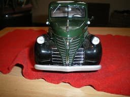 DANBURY MINT 1/24 -1941 PLYMOUTH PICK-UP
