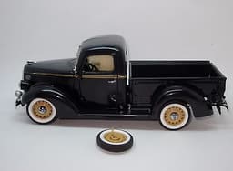 Danbury Mint 1938 Ford Pickup with spare tire LNIB