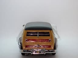 Danbury Mint 1947 Buick Roadmaster Estate Wagon Limited Edition -Never Displayed
