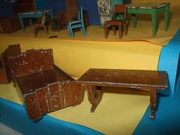 DINKY OLD RARE MECCANO DOLLY VARDEN PRE WAR DOLLS HOUSE FURNITURE