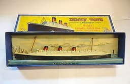 Dinky Toys 52A Cunard White Star R.M.S Liner \'Queen Mary\' Diecast Original Boxed