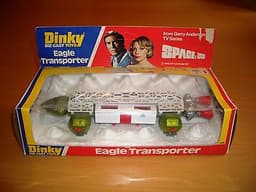 Dinky Toys Eagle Transporter 359 Space 1999 Die Cast Green White