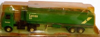 “Dinky Toys” Number 945: AEC Fuel Tanker, Lucas Oil. In VGC. Please Read.