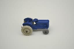 DUBLO DINKY 069 DIE-CAST MASSEY HARRIS TRACTOR, MADE IN ENGLAND VN MINT
