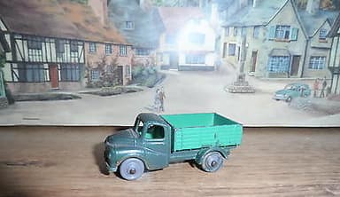 HORNBY DUBLO DINKY TOYS OO GAUGE DIE CAST AUSTIN LORRY
