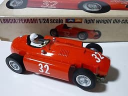 OLD TAMIYA "FERRARI LANCIA D50 F-1 1956" SLOT CAR RTR 1/24 with BOX