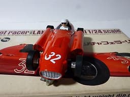 OLD TAMIYA "FERRARI LANCIA D50 F-1 1956" SLOT CAR RTR 1/24 with BOX