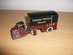 Pre war Dinky 1935 mechanical horse