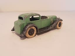 PRE-WAR DINKY TOWN SEDAN MODEL 24C, Green, Black Chassis