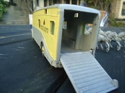RARE DINKY TOYS 979 RACEHORSE TRANSPORT NEWMARKET COMPLETE ORIGINAL BOXED