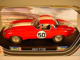 Revell E Type Jaguar #50 Red 08298 MB 1 of 500 1/32 slot car