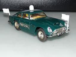 Triang Scalextric ASTON MARTIN GT MARSHAL CAR Ref E5 Col Green 1960\'s Vintage