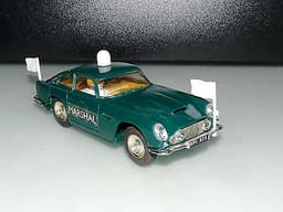 Triang Scalextric ASTON MARTIN GT MARSHAL CAR Ref E5 Col Green 1960\'s Vintage