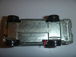 VINTAGE DIECAST CORGI JUNIORS WHIZZWHEELS JAMES BOND ASTON MARTIN DB5