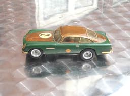 Vintage Revell Slot Car Aston Martin DB5 Airfix ?? Like James Bond