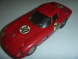 VINTAGE SLOT CAR FERRARI 250 GTO REVELL MONOGRAM ?? SIM SCALEXTRIC