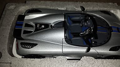1/18 Autoart Koenigsegg Agera Silver Metallic Koenigsegg Agera CCX Successor