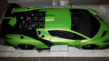 1/18 Autoart Lamborghini Veneno GREEN New Release Veneno 50th celebration