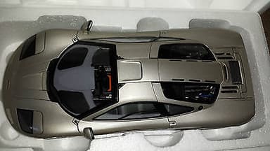 1/18 Autoart McLaren F1 Road Car Short tail Platinum SILVER Mclaren F1 MEGA RARE