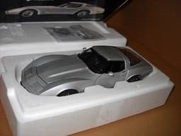 AUTOART 1:18 1978 CHEVROLET CORVETTE 25TH ANNI BRAND NEW MINT SOLD OUT MEGA RARE
