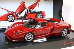 BBR 1:18 Ferrari Enzo 2004 Mugello Red (Taiwan Exclusive Vers. Limited 300 pcs)