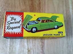 CORGI 238 JAGUAR MARK X VINTAGE DIECAST MODEL CAR SUPERB CONDITION