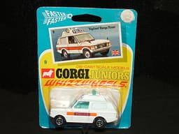 CORGI JUNIORS WHIZZWHEELS MODELS DIECAST TOYS ORIGINAL CARD POLICE RANGE ROVER