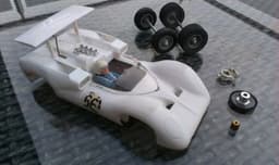 COX Chaparral 2 e very good body with wing Mag Wheels Slotcar 1/24 original