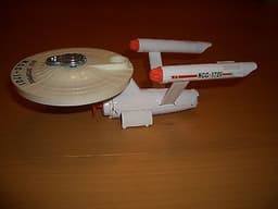 DINKY TOYS DIECAST STAR TREK USS 1701 ENTERPRISE SPACE SHIP No.358