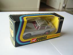 Dinky Toys James Bond Aston Martin DB5 Diecast