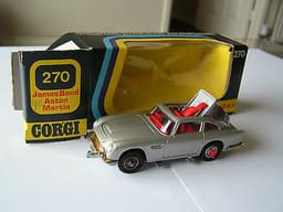 Dinky Toys James Bond Aston Martin DB5 Diecast