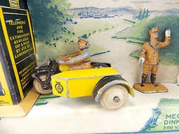 Meccano DINKY No.44 A.A Hut, Motor Cycle Patrol & Guides Diecast 1930s - V17 B53