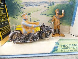 Meccano DINKY No.44 A.A Hut, Motor Cycle Patrol & Guides Diecast 1930s - V17 B53