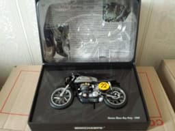 Minichamps 1 12 Manx Norton Ray Petty Die cast model